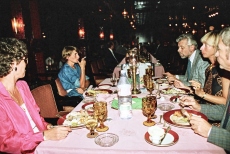 1986-Kuwait-Gitte-og-Tanya-2-110