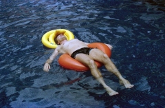 Mal0008-Ved-poolen-15