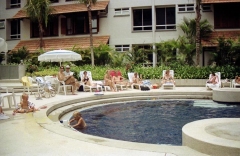 Mal0008-Ved-poolen-19