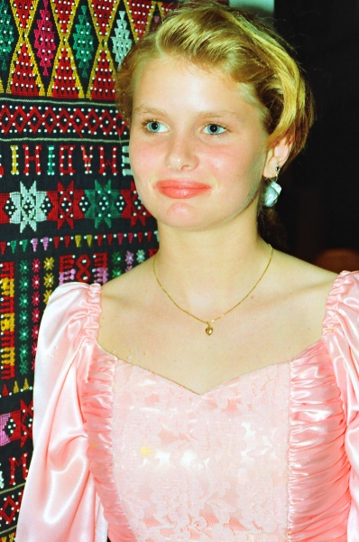 1991-32-Tanya-til-bal-108