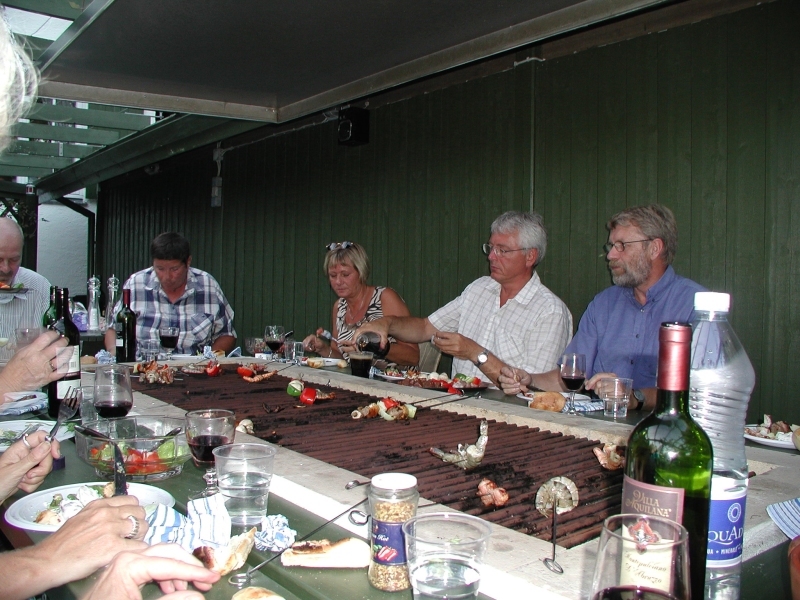 OLYMPUS DIGITAL CAMERA