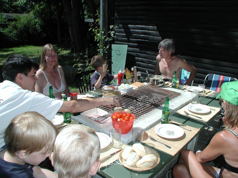 OLYMPUS DIGITAL CAMERA