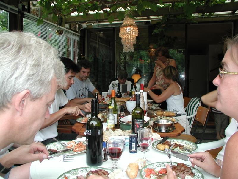 OLYMPUS DIGITAL CAMERA