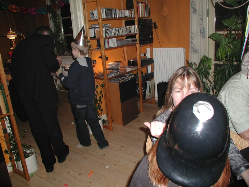 OLYMPUS DIGITAL CAMERA