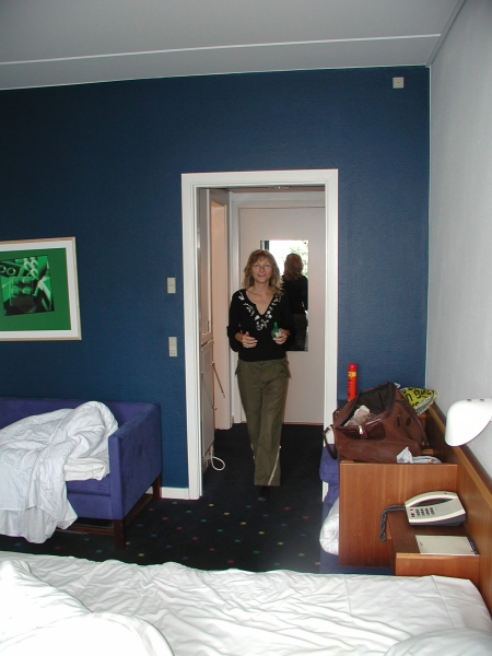 OLYMPUS DIGITAL CAMERA