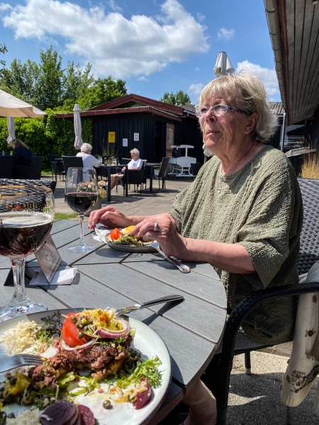 2025-Restaurant-Suset-108