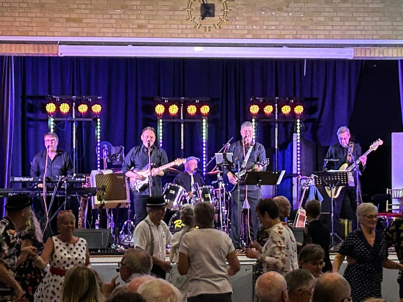 2025-Frankie-Sixfinger-109