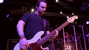 Alter Bridge - Isolation