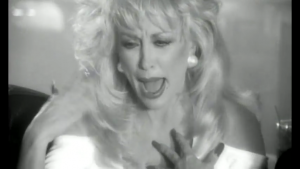 Dolly Parton - Romeo