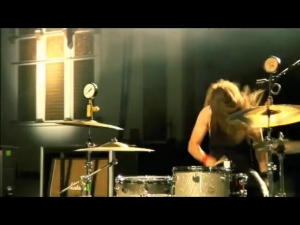 Halestorm - Its Not You