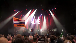 Runrig - Maymorning (Party on the Moor DVD)