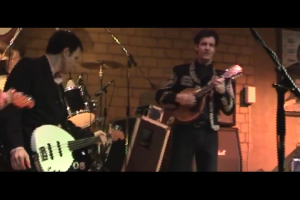 The Brandos - Merrily Kissed The Quaker