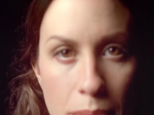 Alanis Morissette - Head Over Feet