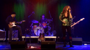 Dana Fuchs - Handful Too Many