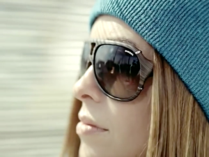 Alanis Morissette - Underneath