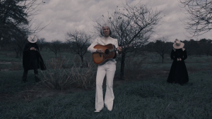 Daniel Romanos Outfit - Field of Ruins