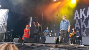 Akademiet og Alex Nyborg Madsen Ho Hey - I Belong To You You Belong To Me