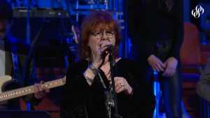 Maggie Reilly - Everytime We Touch (Live at the Palau)